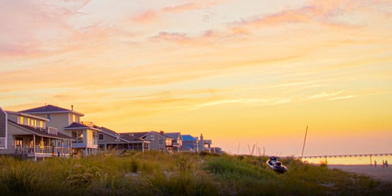 The calm shores of the Chesapeake Bay in Virginia Beach