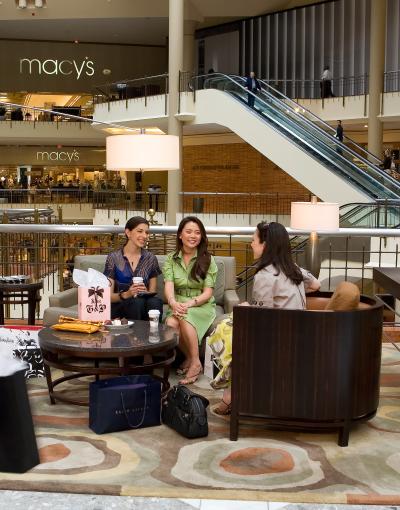 Tysons Corner Center shopping, Virginia